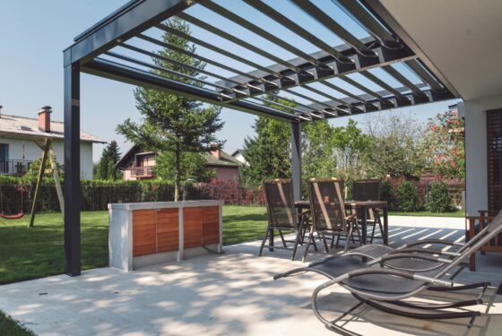 Installation pergolas à Nimes et dans le Gard 1