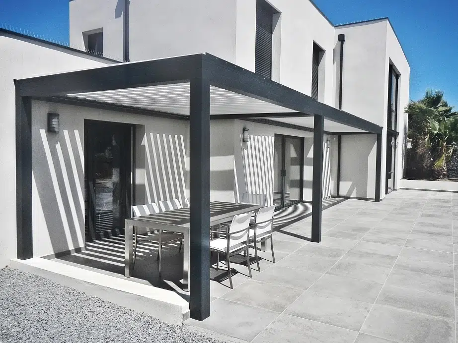 Installation pergolas à Nimes et dans le Gard 2