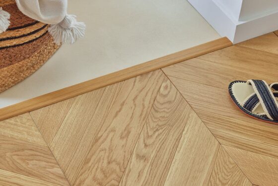 Parquet contrecollé Nîmes – pose collée polyvalente artisan Gard