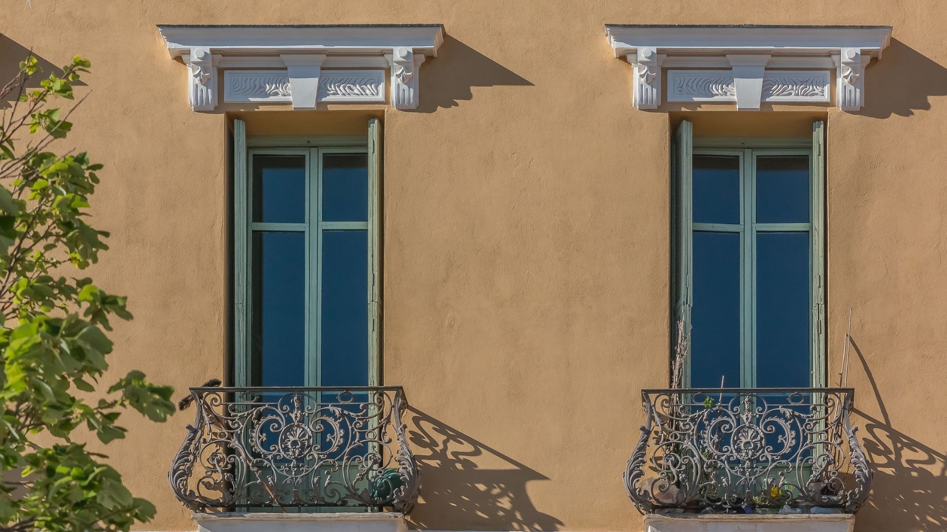 Rénovation de menuiseries et fermetures à Nimes et dans le Gard 2